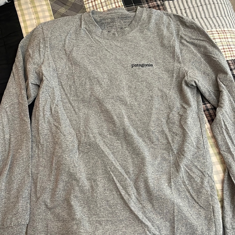 Patagonia gray long sleeve